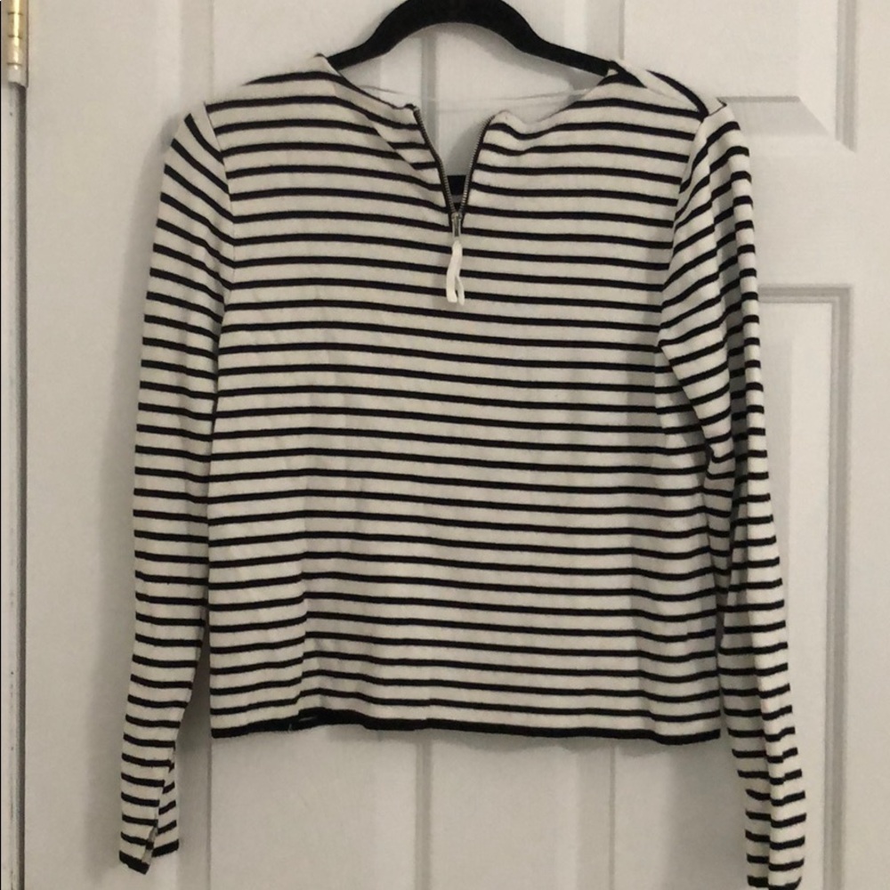 Black and white stripped sweater